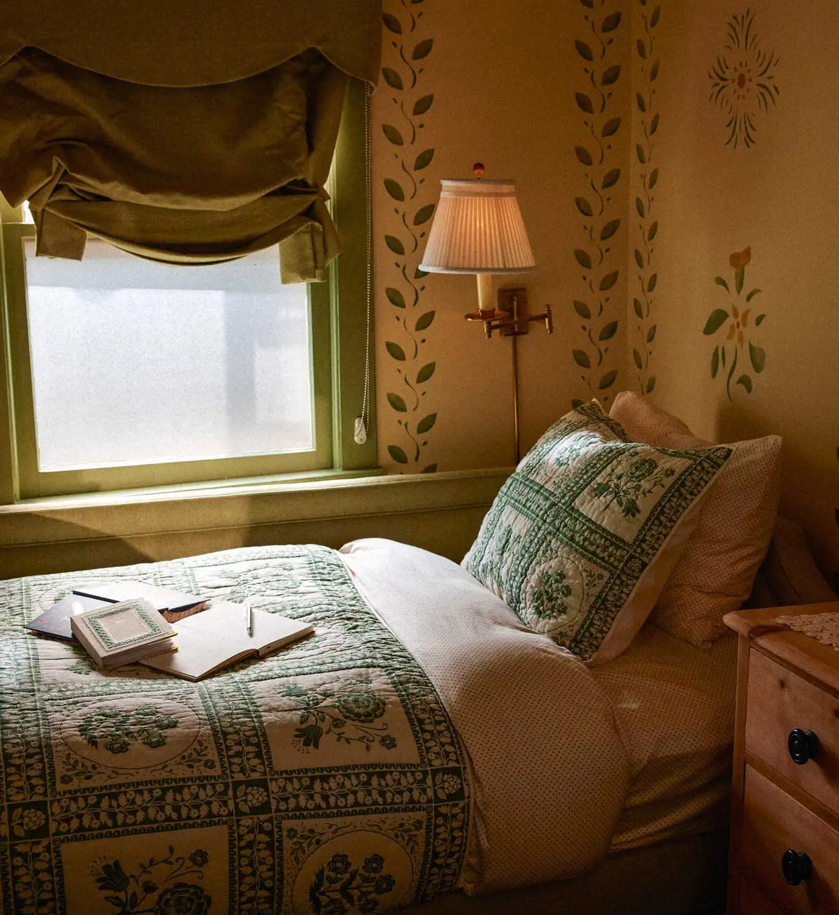 Cotton Quilted Sham - Artichoke Garden