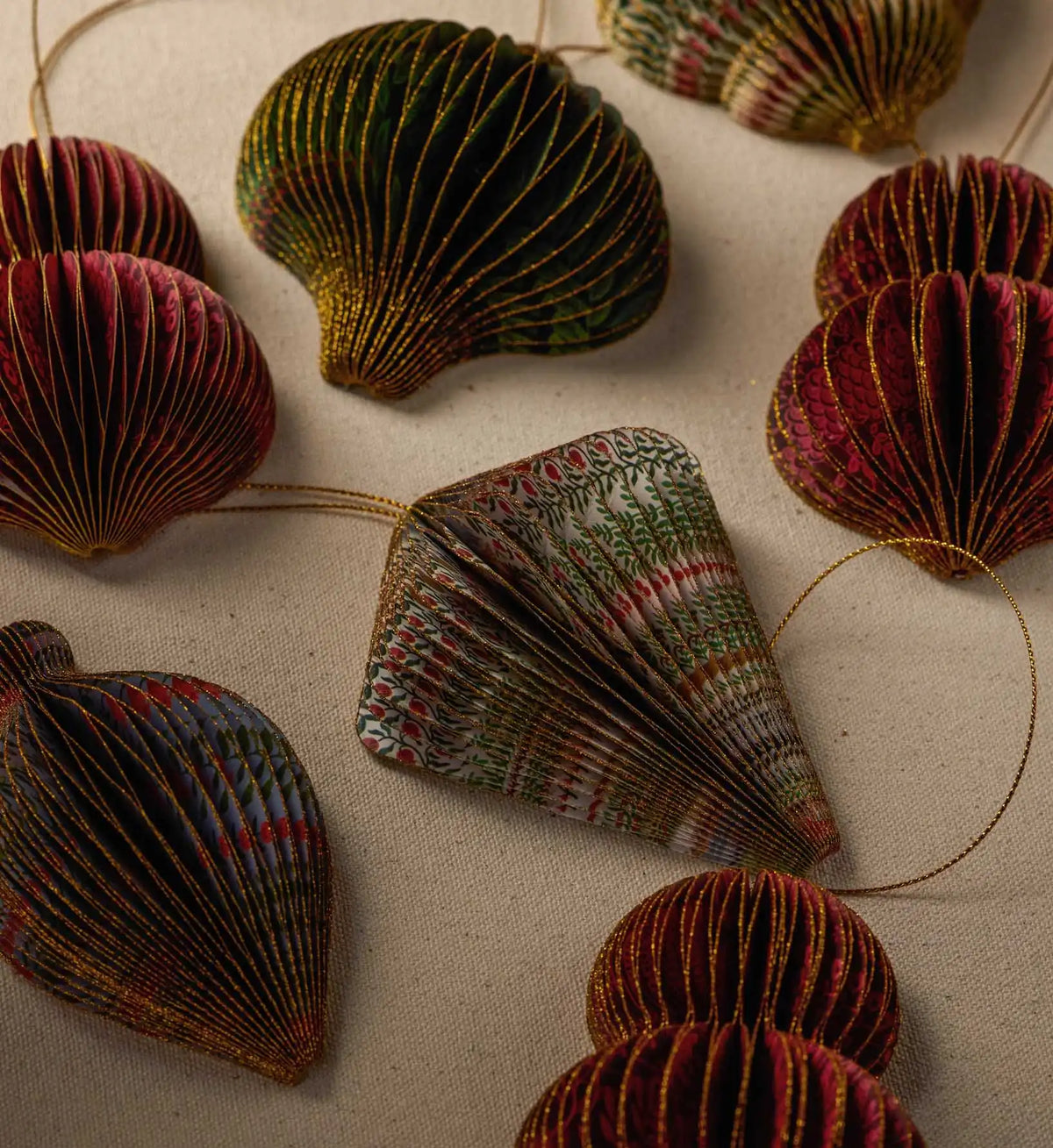 Holiday Honeycomb Ornament Set - Christmastide