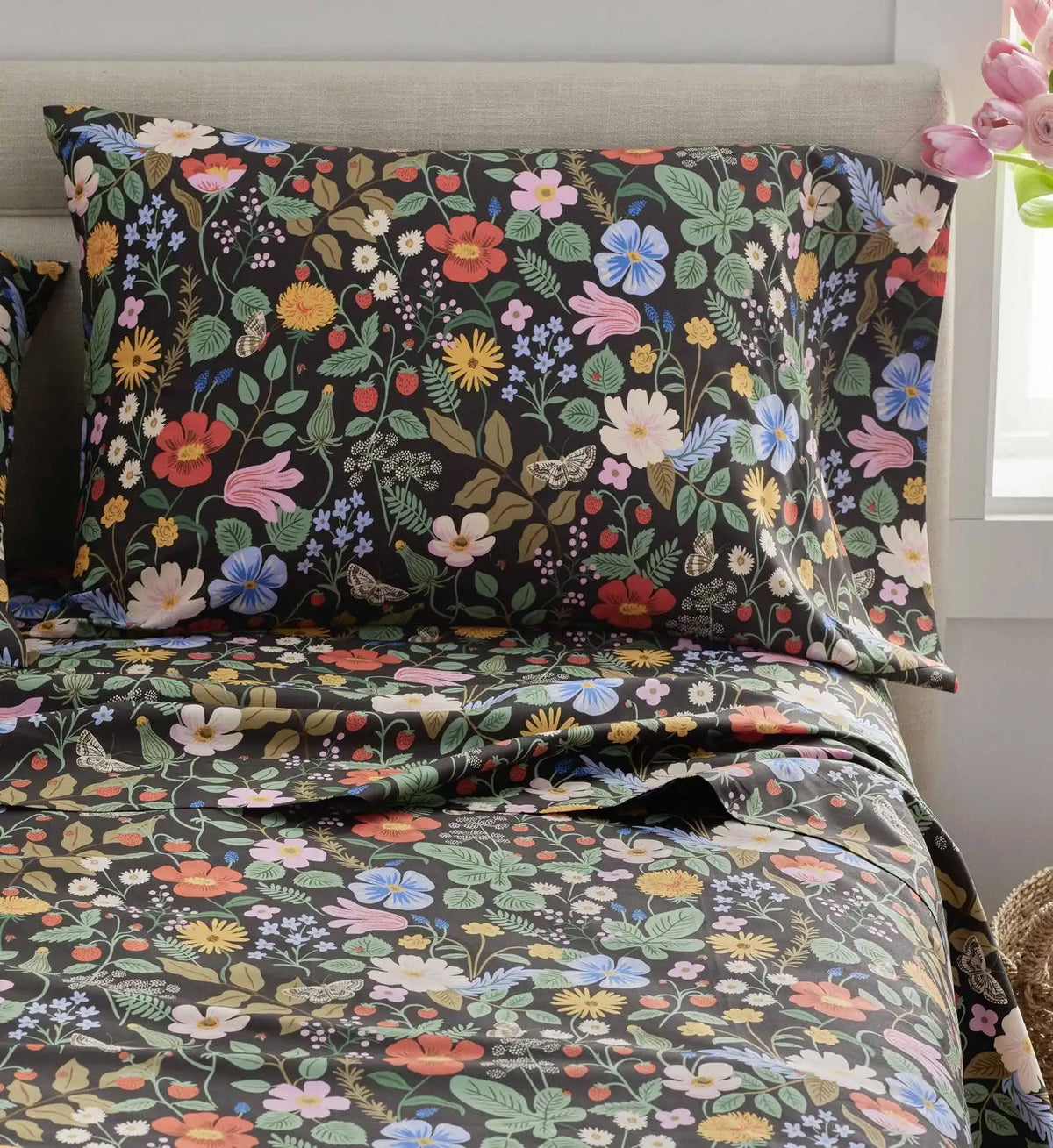 Percale Pillowcases - Strawberry Fields Black