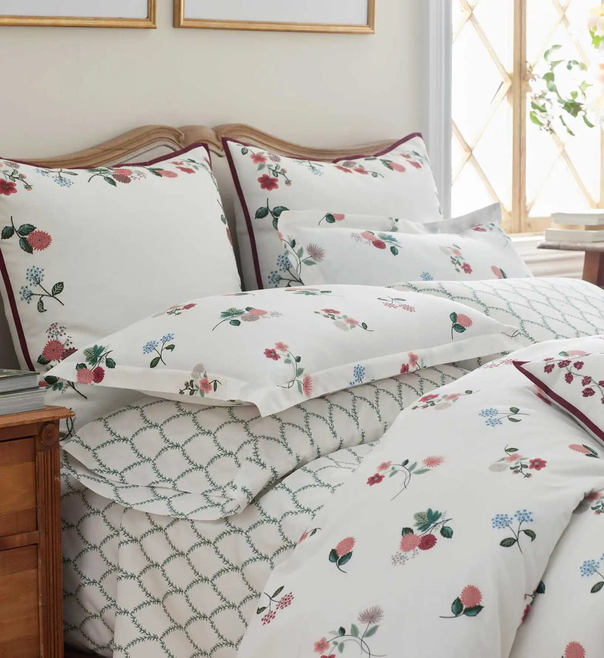 Percale Sham - Ditsy Dahlia Ivory